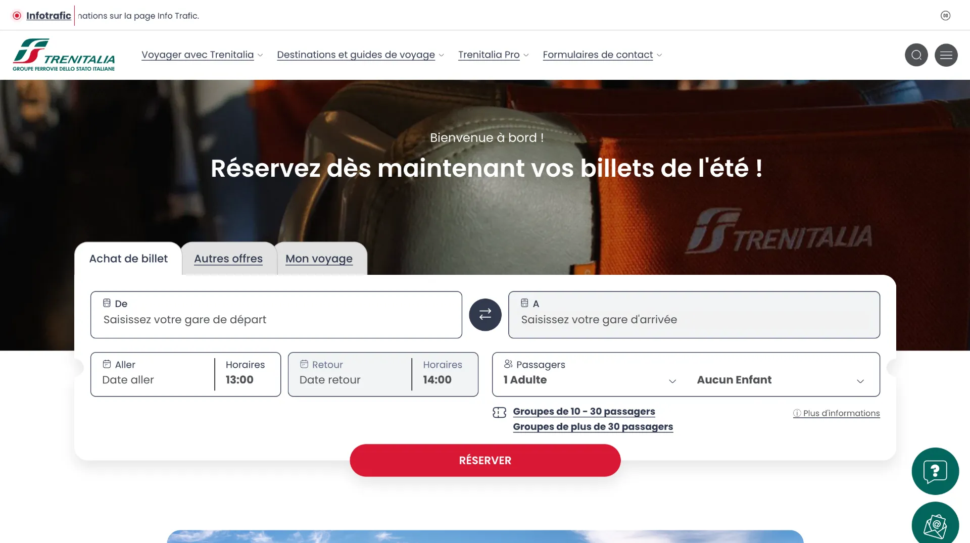 Interface de réservation de billets de train Trenitalia pour l'été, avec champs pour gare de départ, d'arrivée, dates, horaires et nombre de passagers.